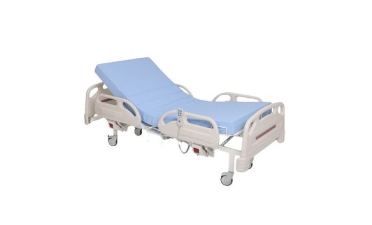 2 camas motorizadas para pacientes