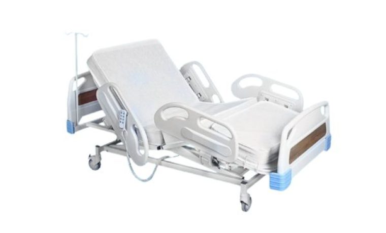 4 camas motorizadas para pacientes