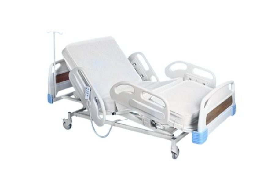 4 camas motorizadas para pacientes