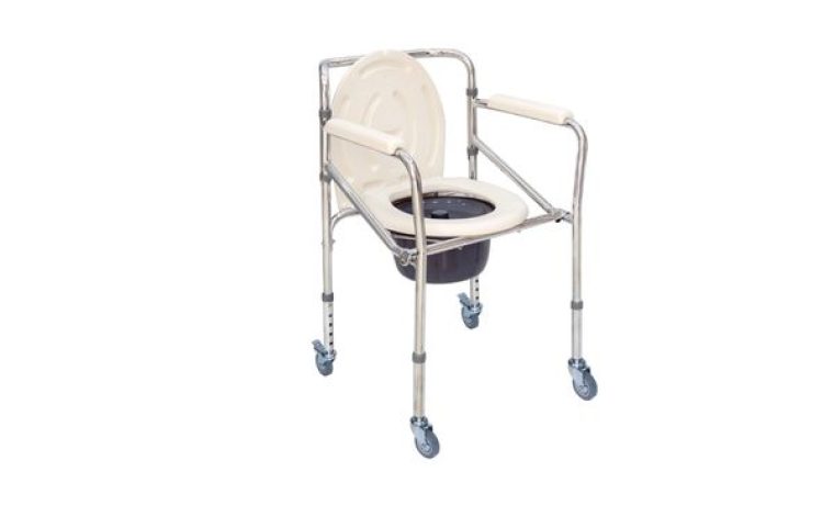 Bucket toilet riser with wheels