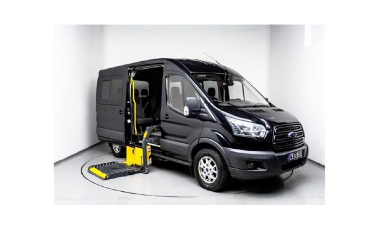 Ford 9+1 Disabled vehicle
